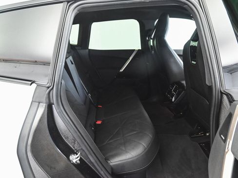 Used 2024 BMW iX xDrive50 w/ Premium Package image 31