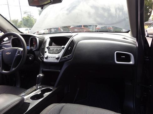 Used 2016 Chevrolet Equinox LS w/ LPO, Protection Package FWD image 25