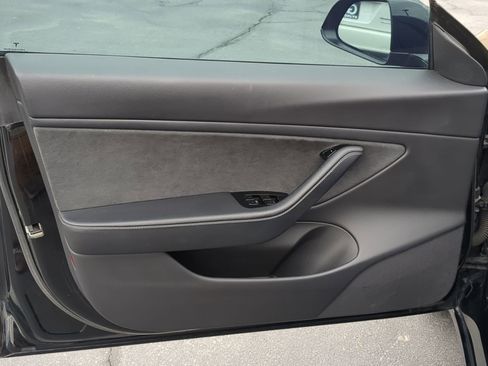 Used 2020 Tesla Model 3 Long Range image 14