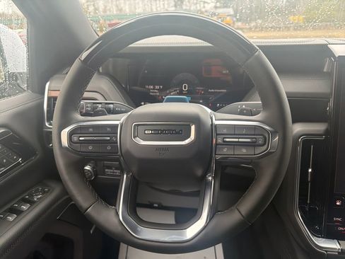 New 2026 GMC Yukon XL Denali w/ Denali Reserve Package image 17