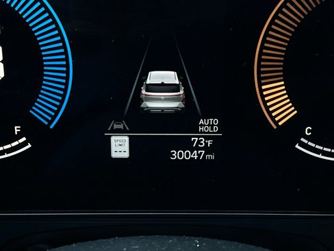 Used 2025 Hyundai Kona SEL image 40