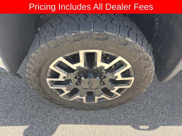 Used 2024 Chevrolet Silverado 2500 LT w/ Texas Edition AWD/4WD image 6