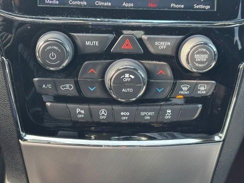 Used 2020 Jeep Grand Cherokee Trailhawk image 23