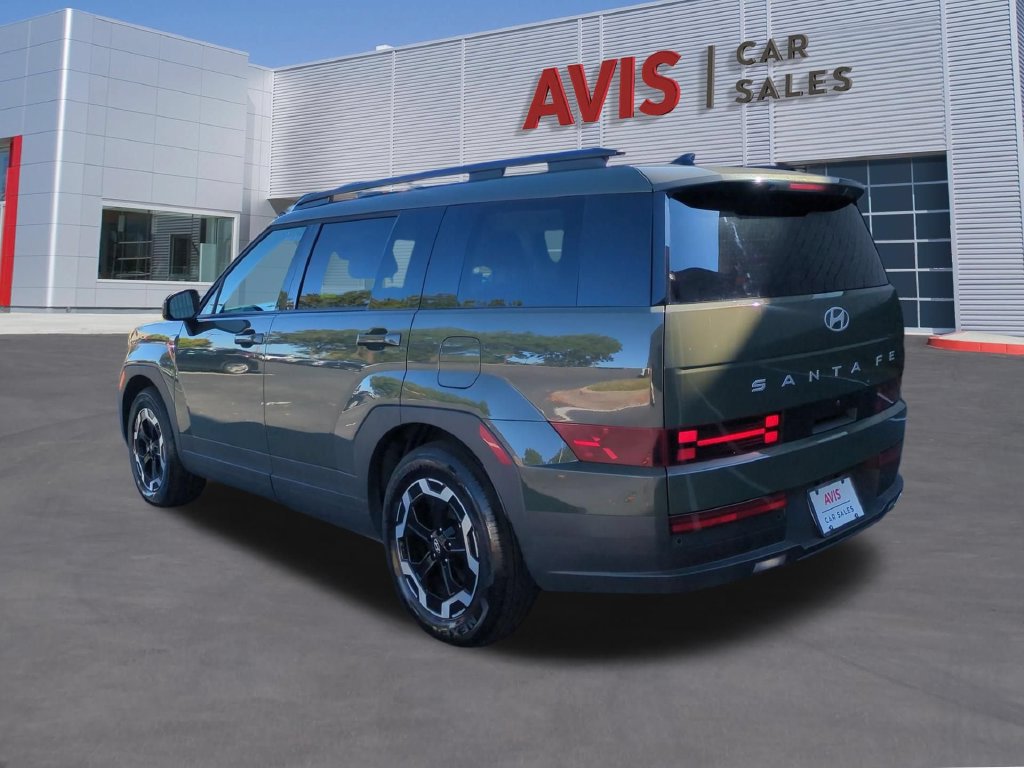 Used 2026 Hyundai Santa Fe SEL FWD image 9