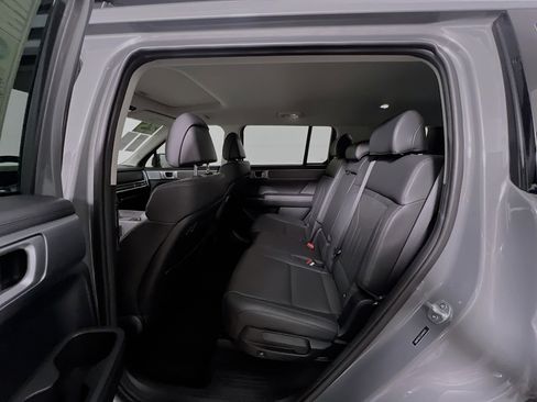 Used 2025 Hyundai Santa Fe XRT image 29