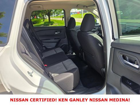 Certified 2026 Nissan Rogue SV AWD/4WD image 45
