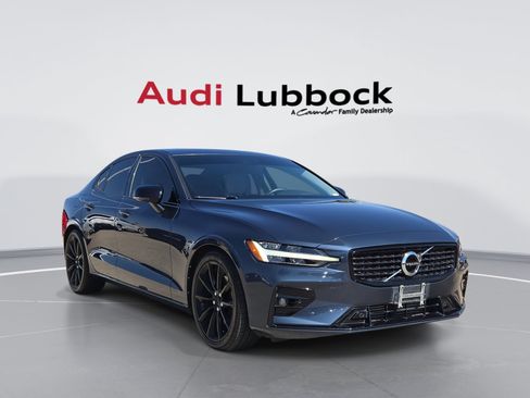 Used 2021 Volvo S60 T5 Momentum w/ Premium Package AWD/4WD image 1