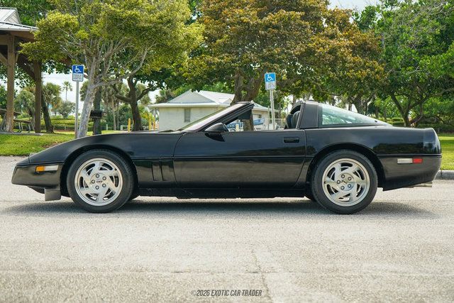 Used 1990 Chevrolet Corvette ZR-1 RWD image 3