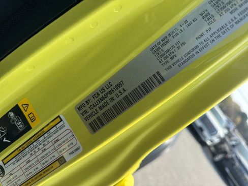 Used 2023 Jeep Wrangler Unlimited w/ Sun & Screen Package image 39