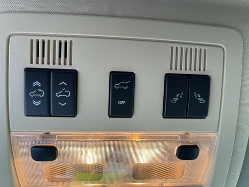 Used 2008 Cadillac Escalade ESV AWD image 27