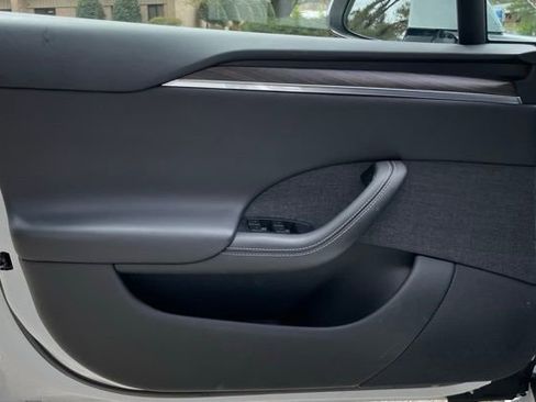 Used 2023 Tesla Model S image 13