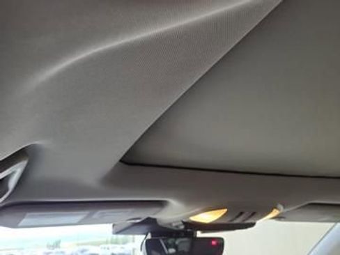 Used 2024 Subaru Ascent Limited w/ Technology Package image 40