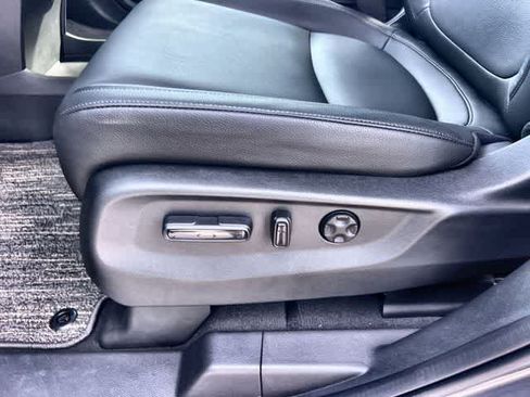 Used 2026 Honda Odyssey EX-L image 31