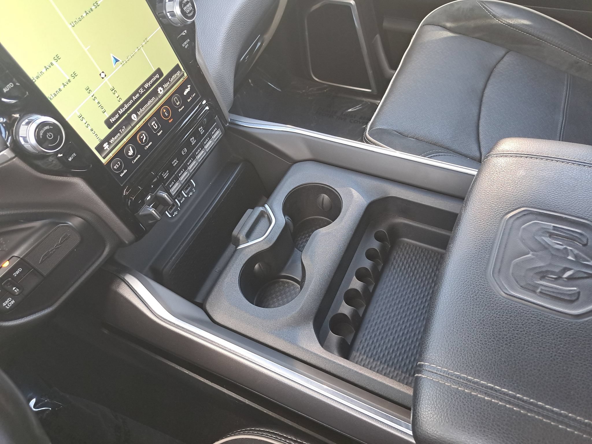 Used 2020 RAM 3500 Laramie w/ Night Edition AWD/4WD image 23