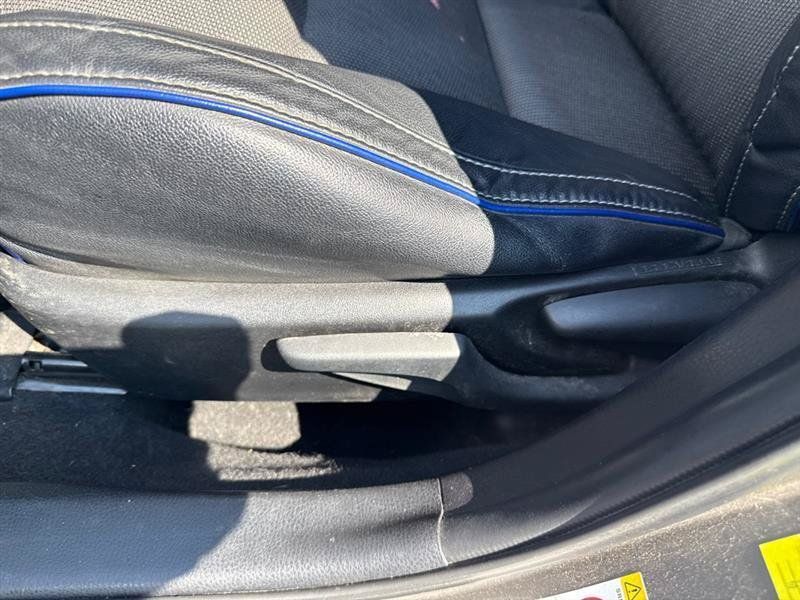 Used 2017 Toyota Corolla SE w/ Carpet Mat Package (TMS) FWD image 11
