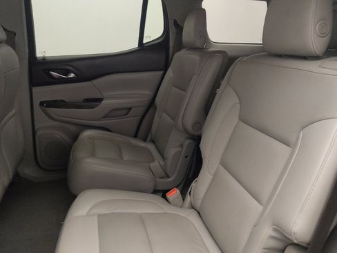 Used 2018 GMC Acadia SLT FWD image 18