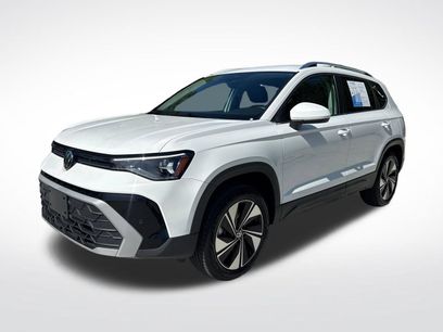 Used 2025 Volkswagen Taos SE