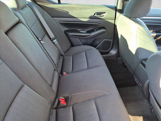 Used 2023 Nissan Altima 2.5 SV FWD image 25