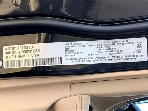 Used 2021 Jeep Grand Cherokee L Limited image 34