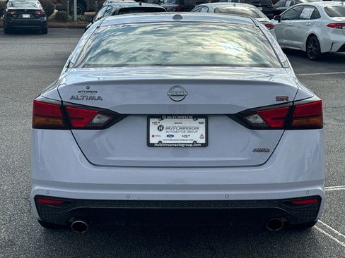 Used 2025 Nissan Altima 2.5 SR image 4