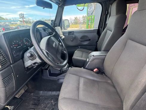 Used 2006 Jeep Wrangler X image 11