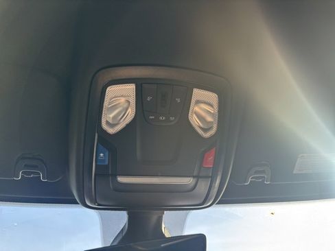 Used 2024 RAM 2500 Big Horn w/ Sport Appearance Package image 27