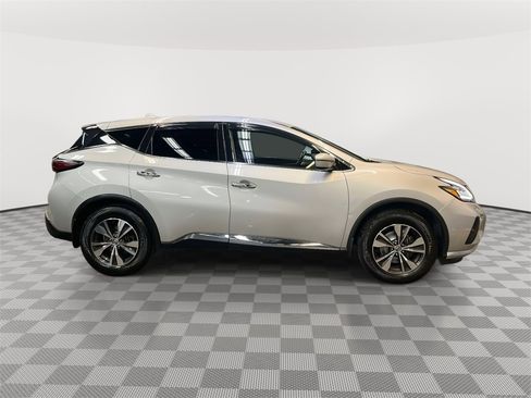 Used 2020 Nissan Murano S w/ Technology Package image 2