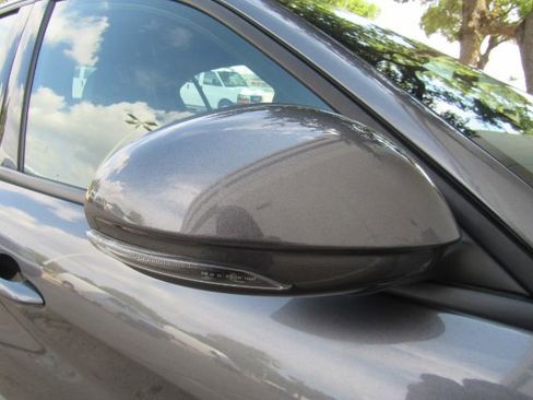 Used 2023 Alfa Romeo Giulia Sprint image 23