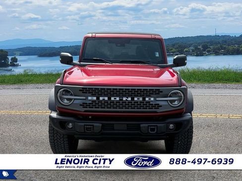 Used 2025 Ford Bronco Badlands AWD/4WD image 5