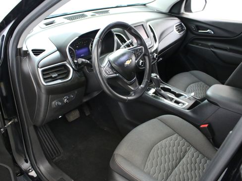 Used 2020 Chevrolet Equinox LT w/ Driver Convenience Package image 21