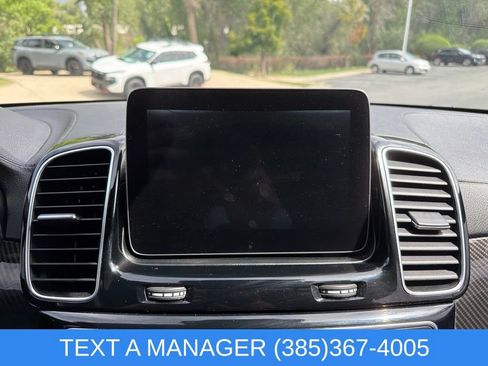 Used 2017 Mercedes-Benz GLS 450 4MATIC image 23