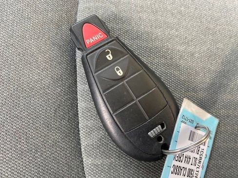 Used 2023 RAM 1500 Classic SLT image 24