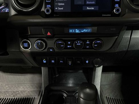 Certified 2022 Toyota Tacoma TRD Sport image 21