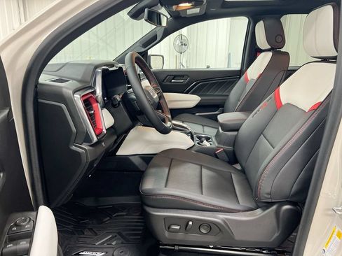 Used 2026 GMC Canyon AT4X AWD/4WD image 21