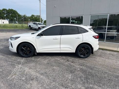 Used 2023 Ford Escape ST-Line w/ Equipment Group 301A FWD image 8