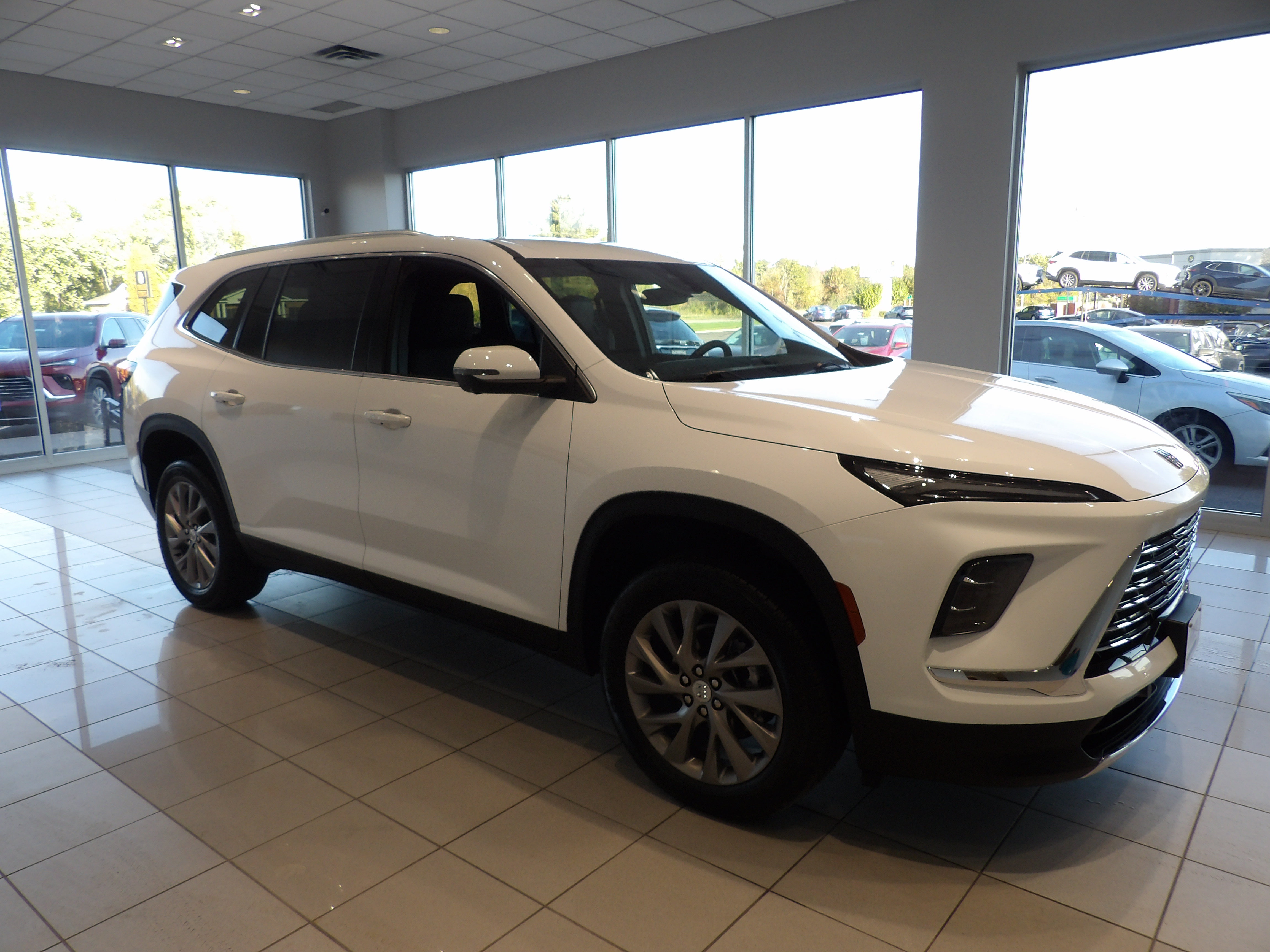 Used 2026 Buick Enclave Preferred AWD/4WD image 3