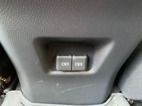 Used 2022 Toyota RAV4 TRD Off-Road w/ TRD Off-Road Weather Package AWD/4WD image 30