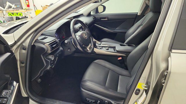Used 2017 Lexus IS 200t w/ Navigation System Package RWD image 9