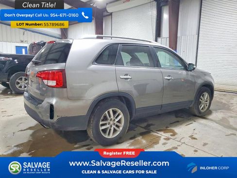 Used 2014 Kia Sorento LX FWD image 4