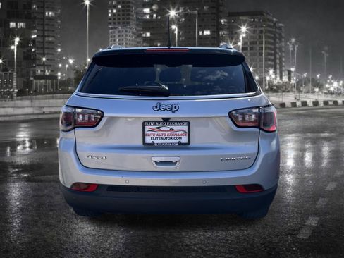 Used 2025 Jeep Compass Limited image 6