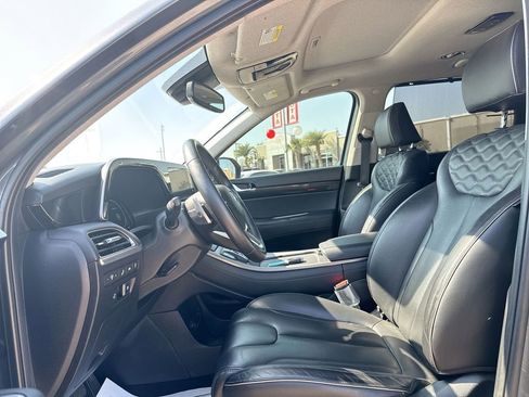 Used 2022 Hyundai Palisade Limited FWD image 13