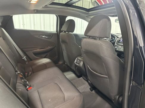 Used 2023 Chevrolet Malibu LT FWD image 24