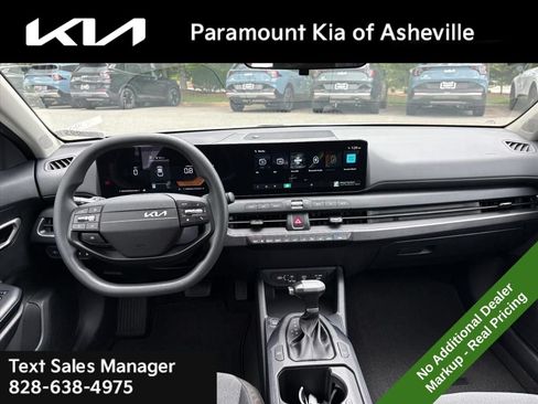 New 2026 Kia K4 FWD image 8