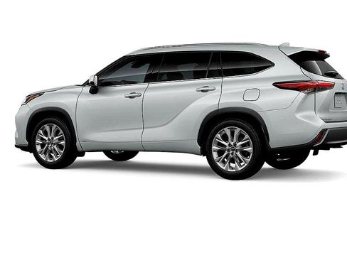 New 2026 Toyota Highlander Limited image 3