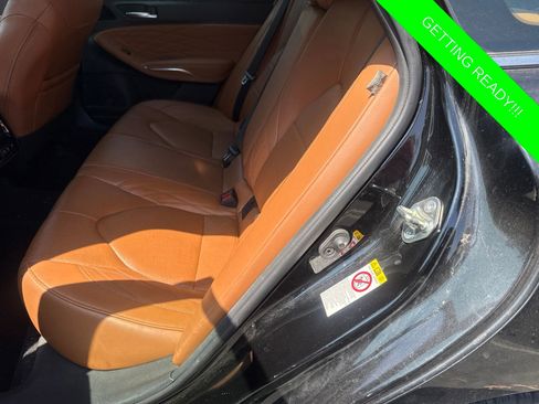 Used 2019 Toyota Avalon Limited w/ Advanced Safety Package FWD image 10