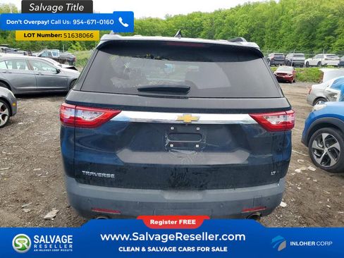 Used 2021 Chevrolet Traverse LT FWD image 8