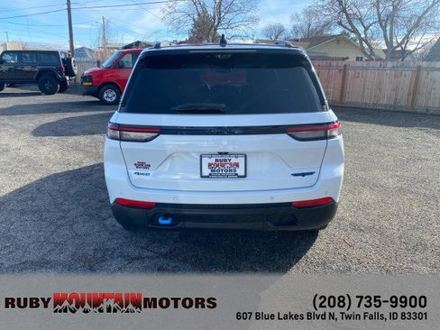 Used 2023 Jeep Grand Cherokee Trailhawk w/ Advanced Protech Group II image 6