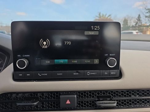 Certified 2023 Honda HR-V LX image 13