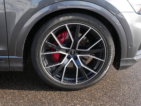 Used 2022 Audi Q8 Prestige image 15