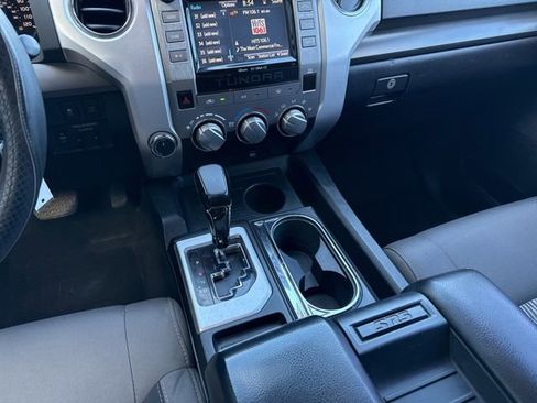 Used 2019 Toyota Tundra SR5 w/ SR5 Upgrade Package AWD/4WD image 21